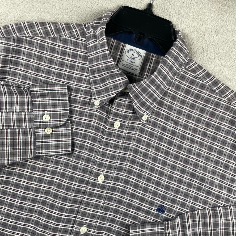 Brooks Brothers Shirt Men XL Regent Gray Plaid Chest Logo Oxford Non Iron Supima